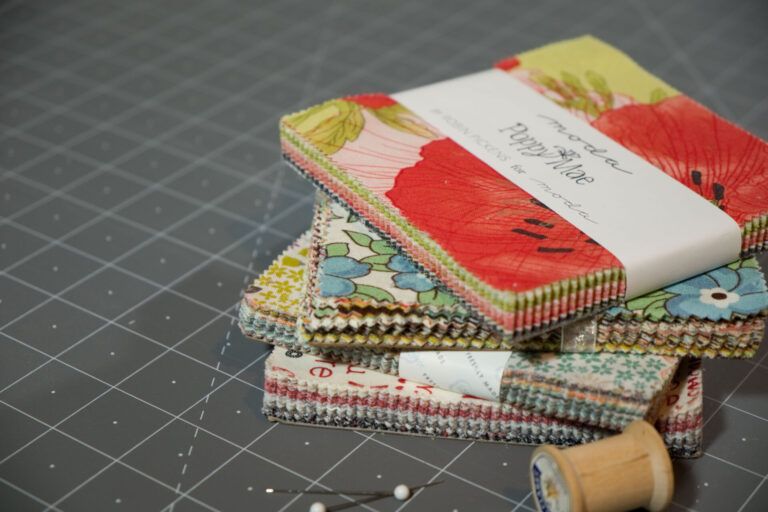 Charm Pack – Quilter’s Quick and Easy Pre-Cut