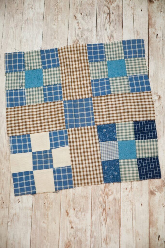 MavaNell Studio | How to Sew the Vintage Snowball Quilt Block